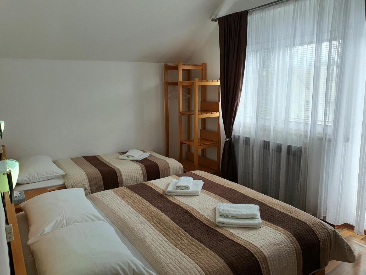 Guesthouse Kovacevic Korenica Esterno foto
