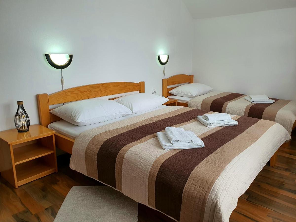 Guesthouse Kovacevic Korenica Esterno foto
