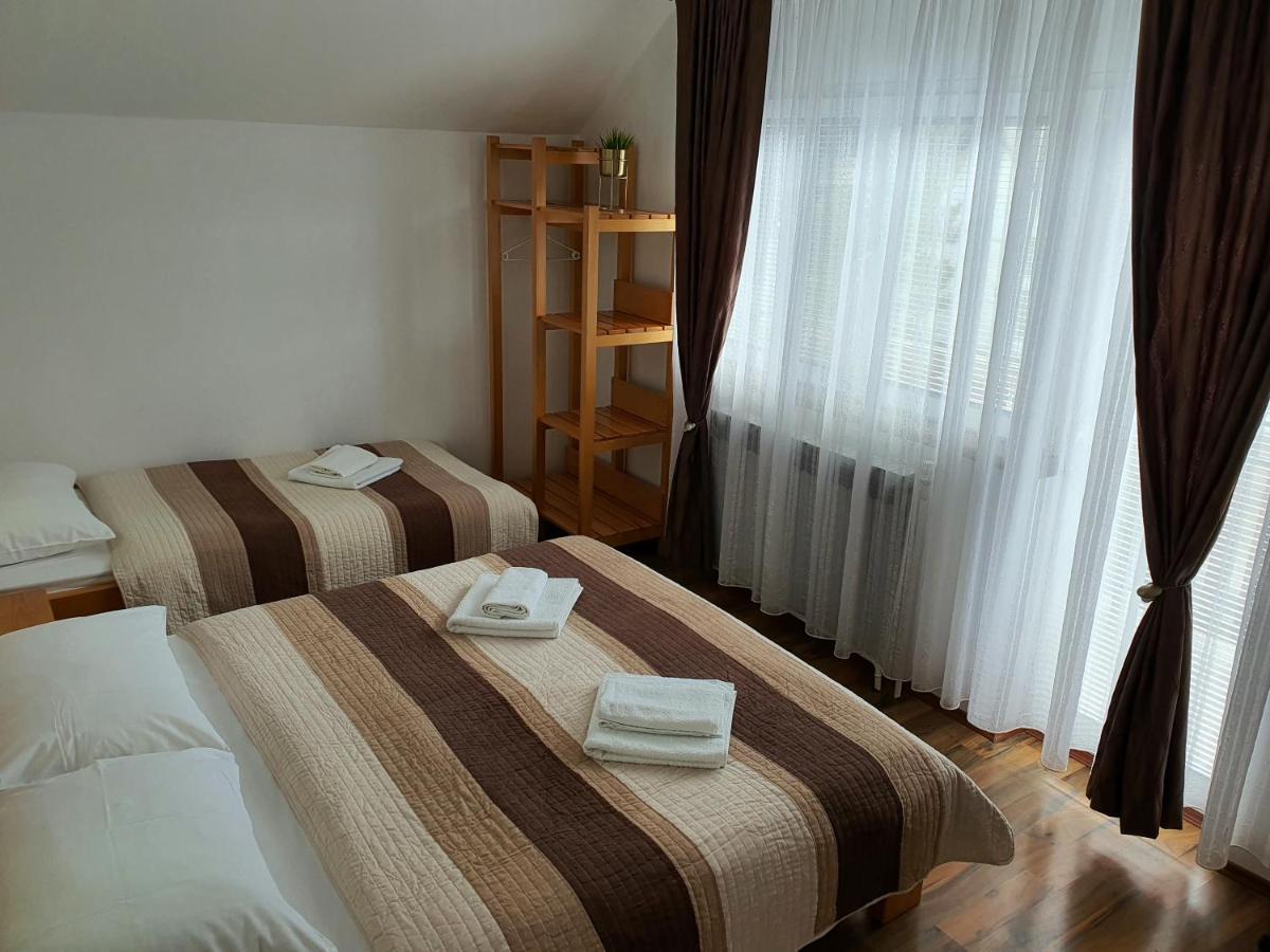 Guesthouse Kovacevic Korenica Esterno foto