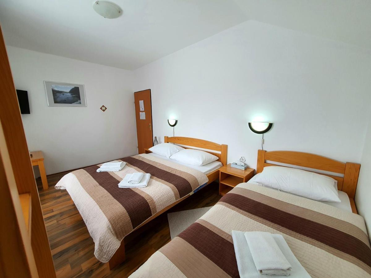 Guesthouse Kovacevic Korenica Esterno foto