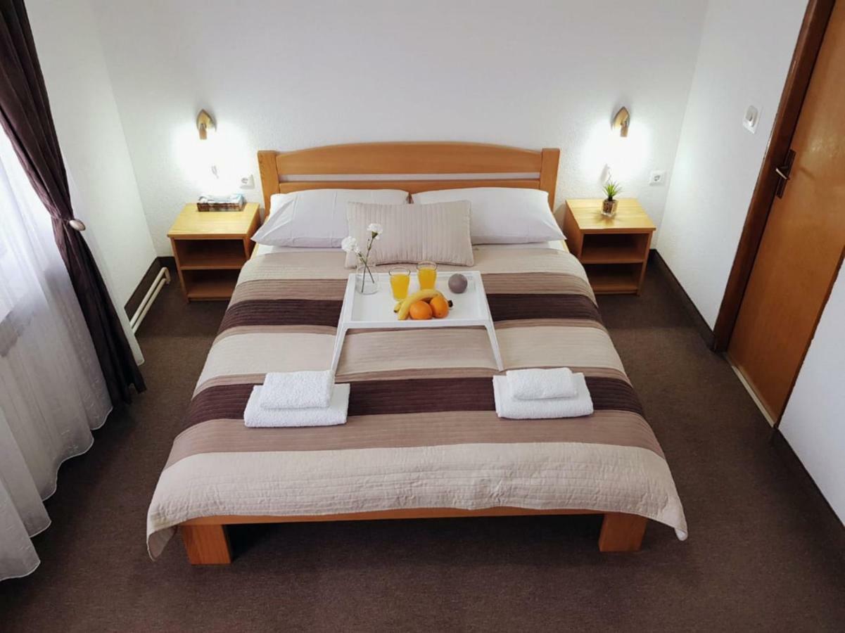 Guesthouse Kovacevic Korenica Esterno foto